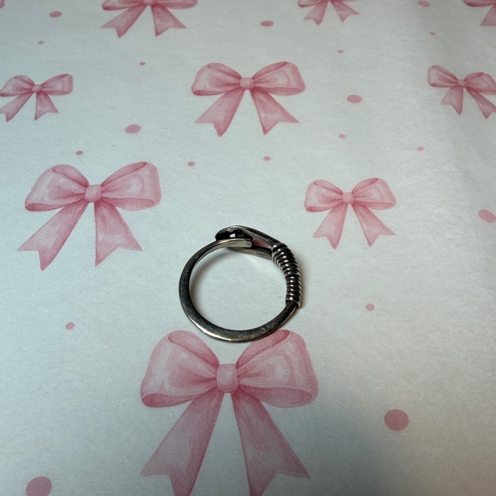 Vintage Hook & Eye Ring -sterling silver - Picture 2 of 3